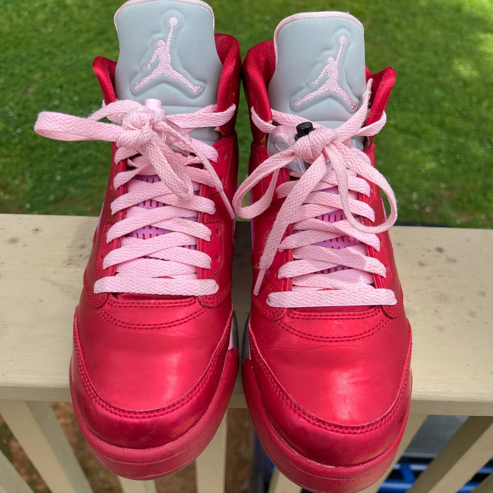 Valentine’s Day Jordan 5s 6.5Y